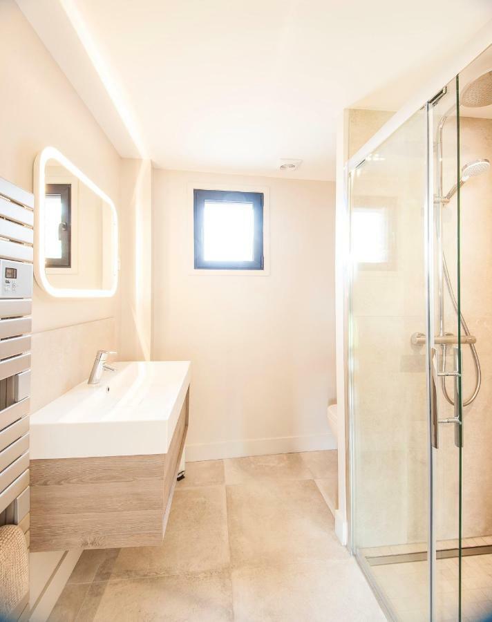 Le Pave De La Croix Blanche Hotel Ngoại thất bức ảnh